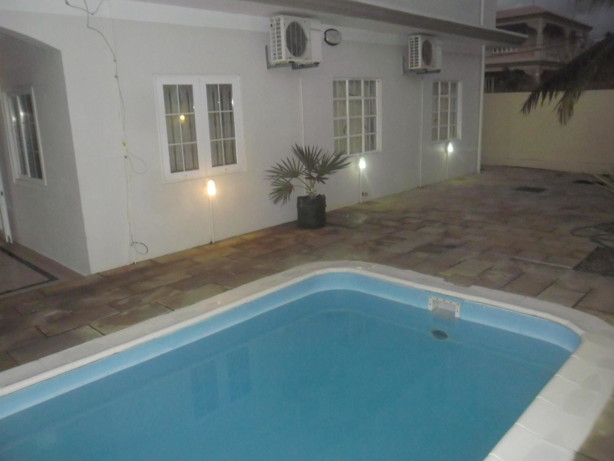 Villa With 6 Bedrooms In Pereybere, With Wonderful Mountain View, Priv Grand Baie Exterior foto